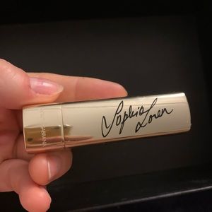 Dolce and Gabbana lipstick sophia Loren edition